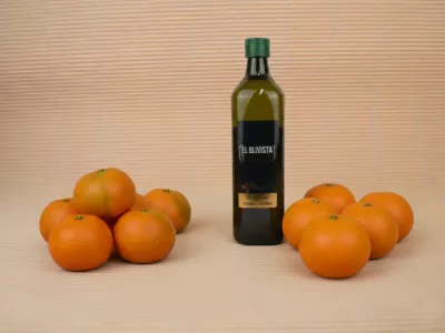 Kiste Gemischt 20 kg (18 kg Mandarinen + 2 Liter Öl)